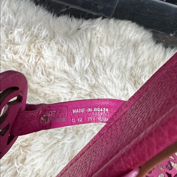 Tory Burch Logo Sandals - Picture 2 of 6